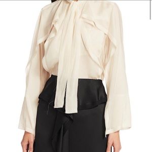 ☀️HP☀️Burberry Mulberry silk blouse NWT